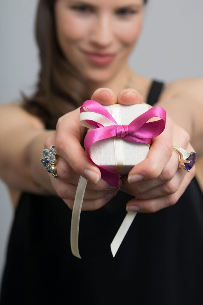 Schmuck schenken macht Spaß