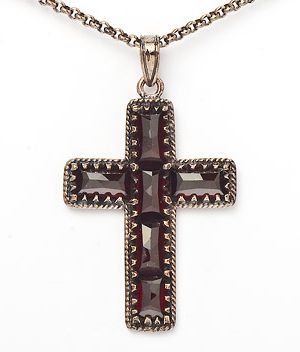 Goettgen Collier Kette mit Anhänger Granat Kreuz 925