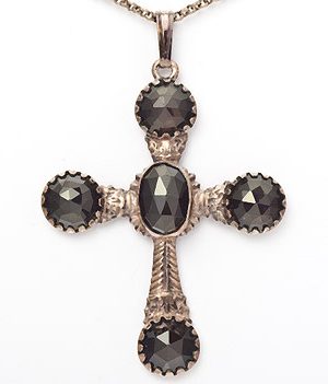 Goettgen Collier Kette mit Anhänger Granat Kreuz 925