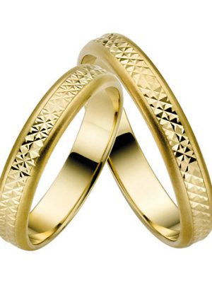 LOVE by Goettgen Trauringe Paar, Gelb 333 Gold, Eheringe