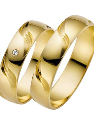 LOVE by Goettgen Trauringe Paar, Gelb 333 Gold, Eheringe, bei Damenring inkl. 1 Brillant
