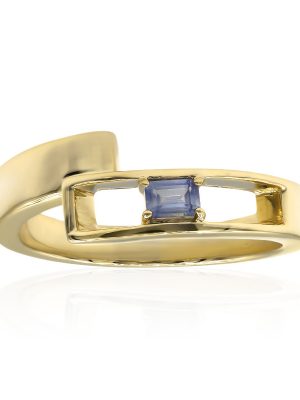 Benitoit-Goldring (Amanda Adkins)
